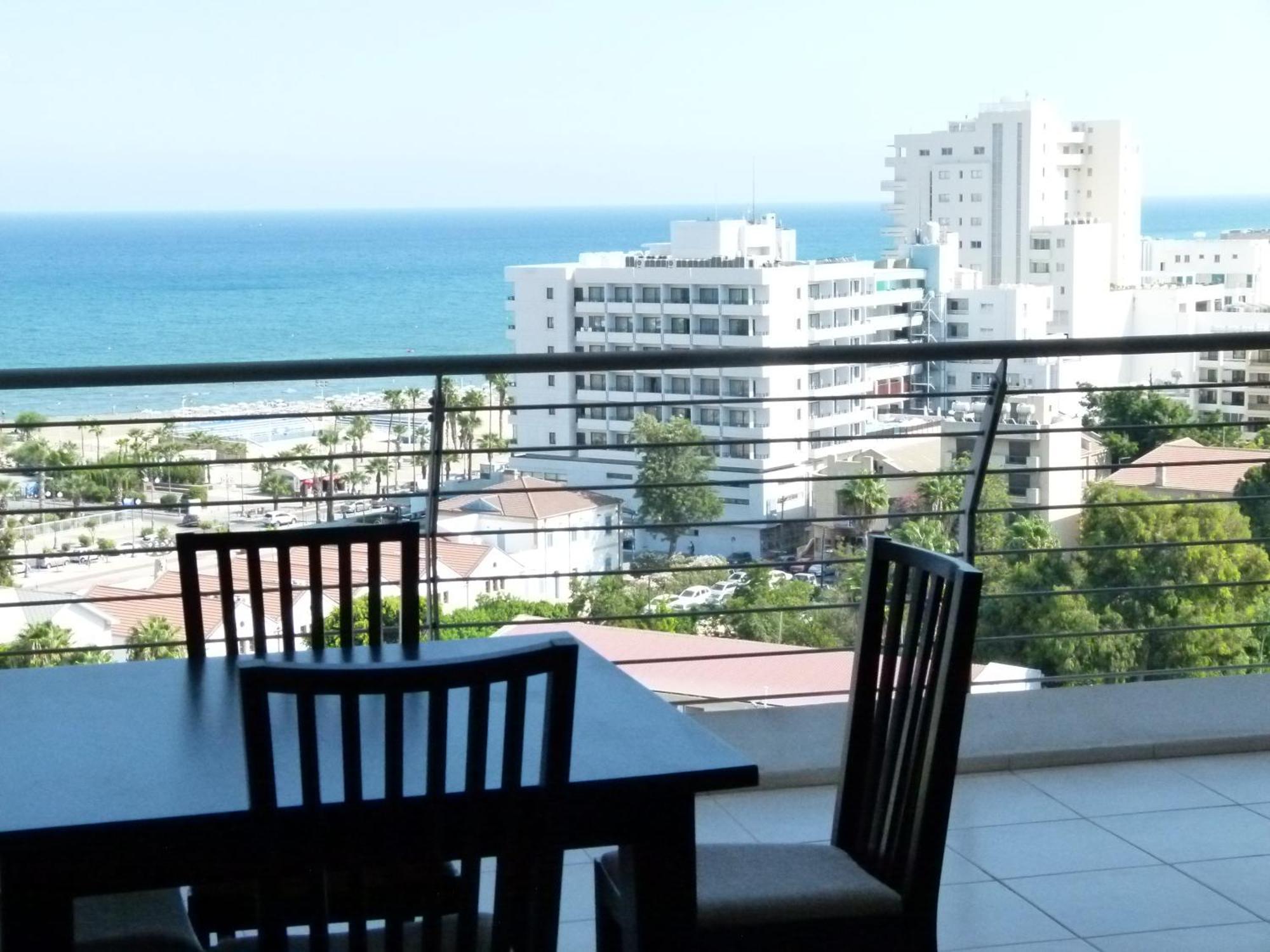 Aphrodite Heights Larnaca Exterior photo