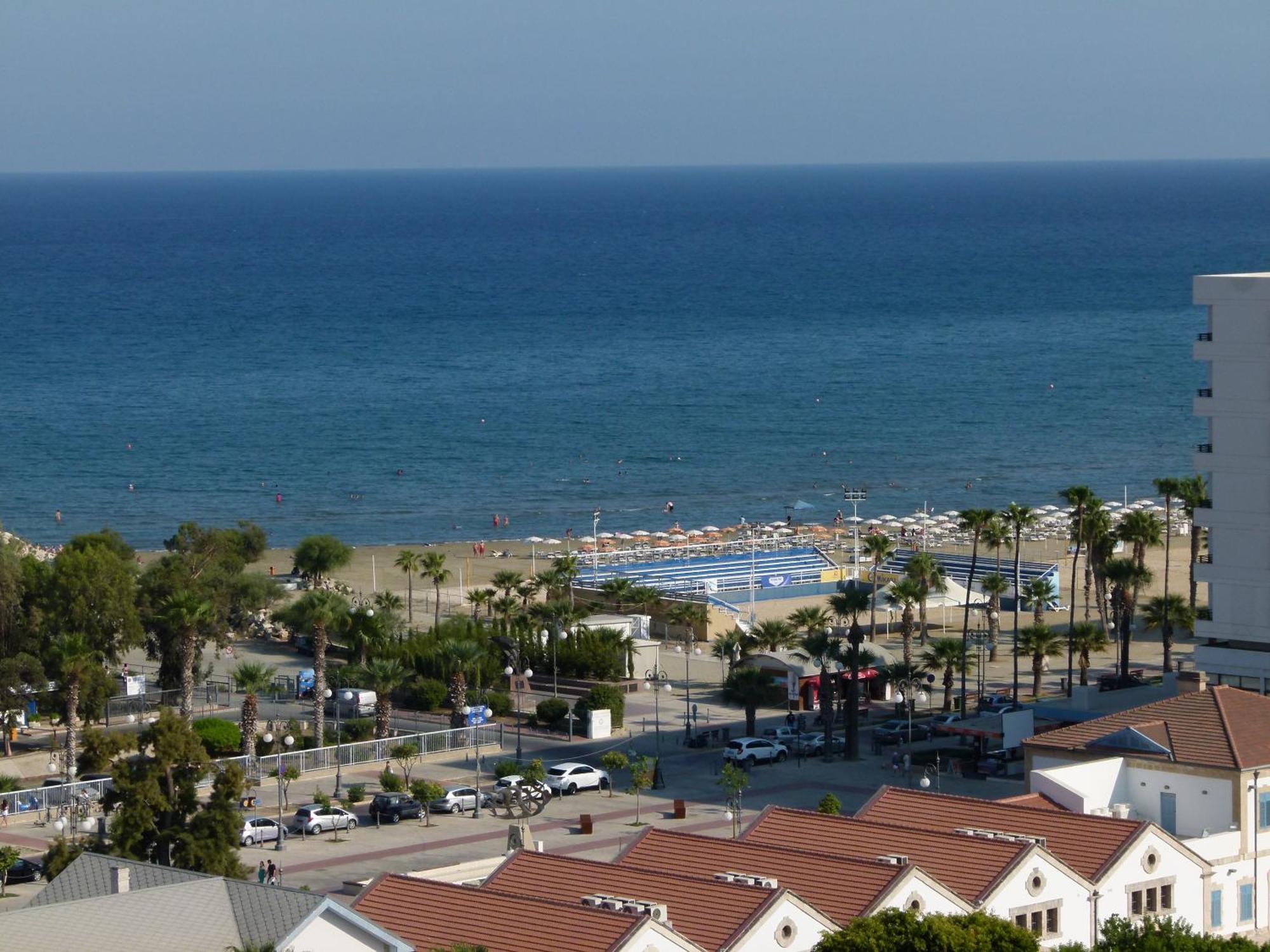 Aphrodite Heights Larnaca Exterior photo